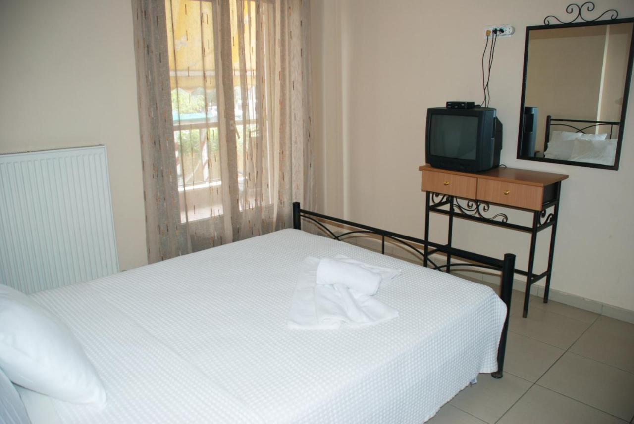 Villa Maria Ierissós Esterno foto