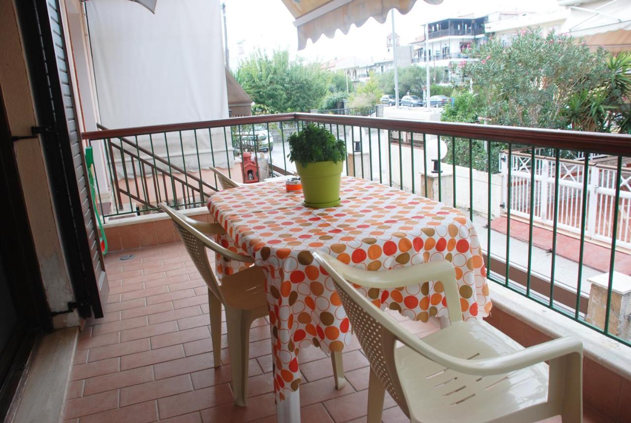 Villa Maria Ierissós Esterno foto