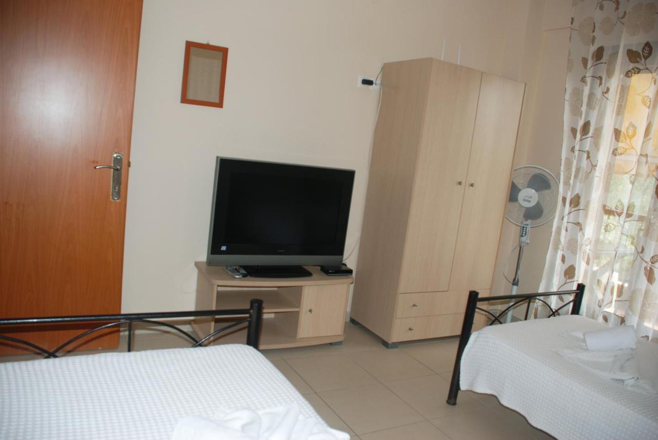 Villa Maria Ierissós Esterno foto